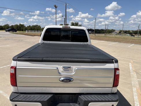 Used 2015 Ford F250 Platinum w/ FX4 Off-Road Package AWD/4WD image 5
