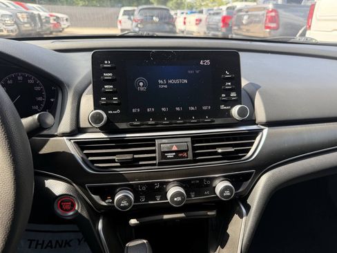 Used 2019 Honda Accord LX image 24