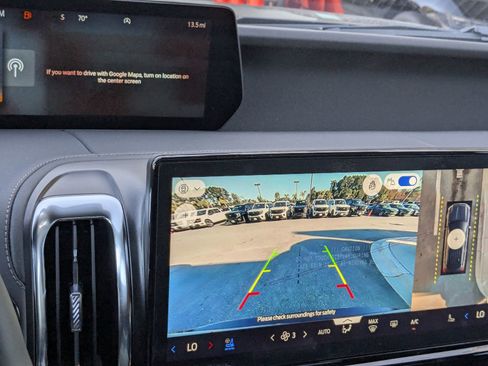 New 2025 Ford Expedition Platinum w/ Stealth Performance Package image 26