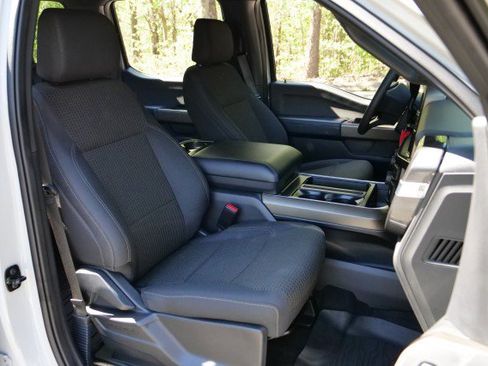 Used 2024 Ford F150 STX w/ Equipment Group 201A FX4 image 25