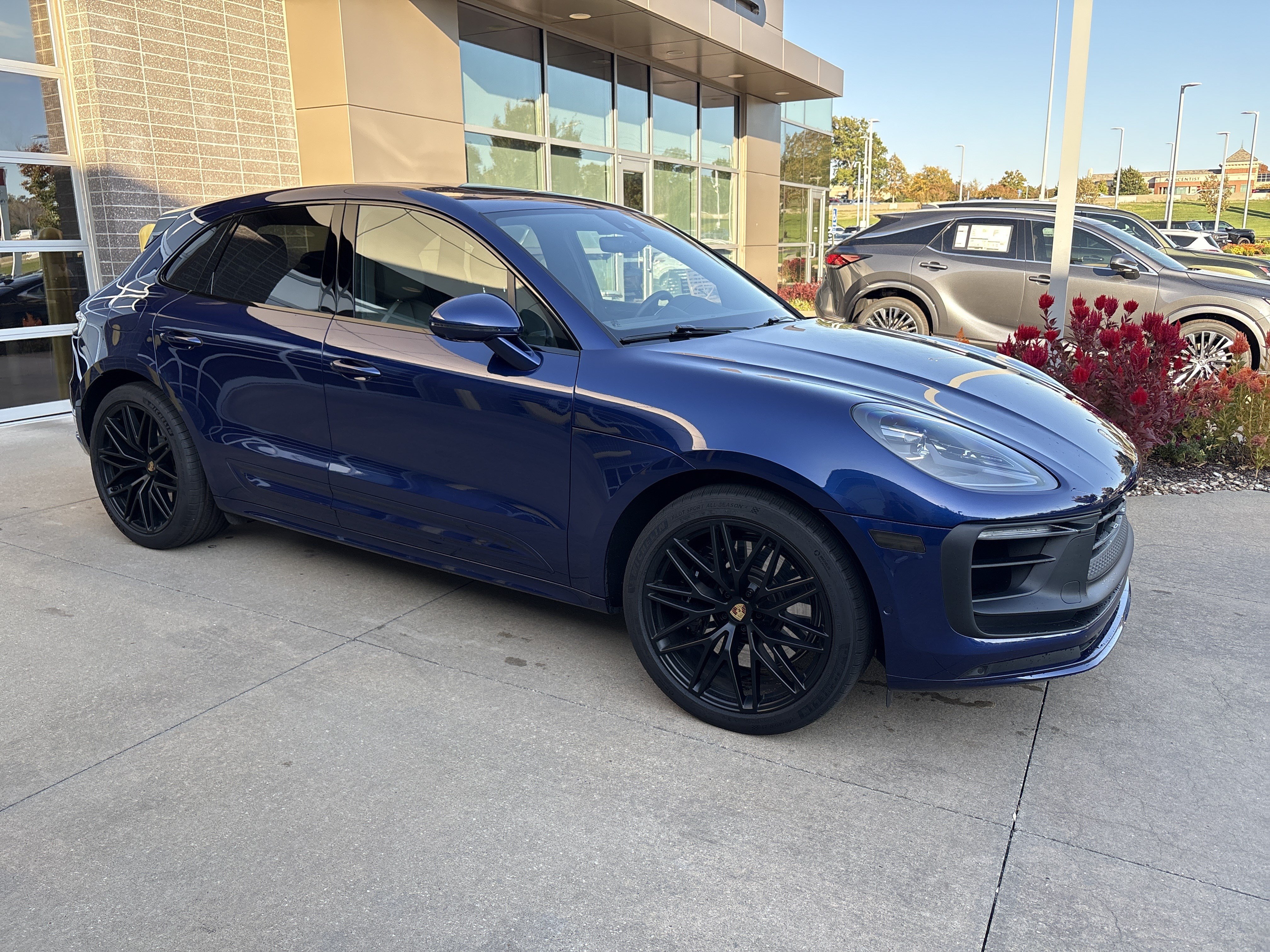 Used 2024 Porsche Macan GTS AWD/4WD image 23