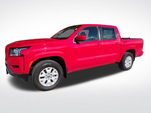 Used 2022 Nissan Frontier SV w/ Technology Package AWD/4WD image 2