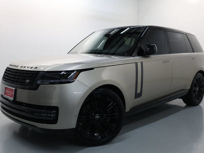 Used 2025 Land Rover Range Rover Long Wheelbase SE