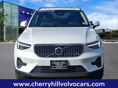 Certified 2025 Volvo XC40 B5 Core w/ Protection Package Premier image 2