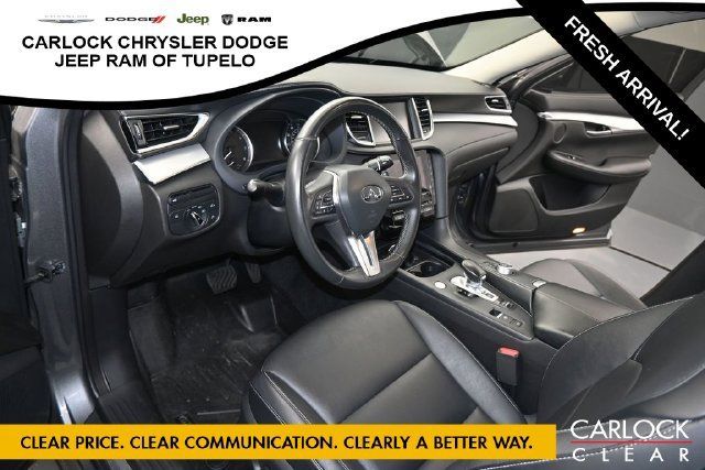 Used 2019 INFINITI QX50 Luxe w/ Navigation Package AWD/4WD image 14