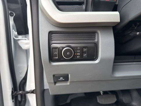 New 2025 Ford F550 XL image 14