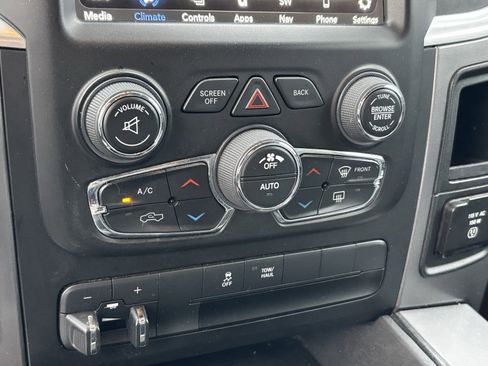 Used 2023 RAM 1500 Classic SLT w/ Trailer & Traction Group image 8