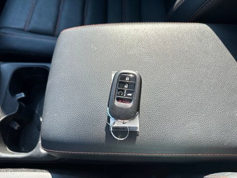 Used 2025 Honda CR-V Sport-L image 7