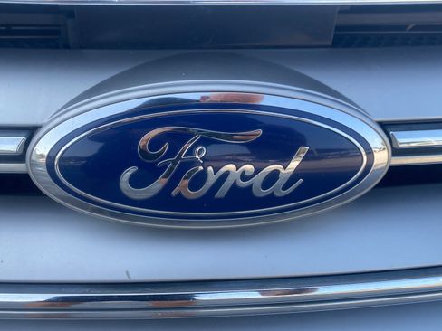 Used 2015 Ford Edge SEL w/ Equipment Group 201A FWD image 34