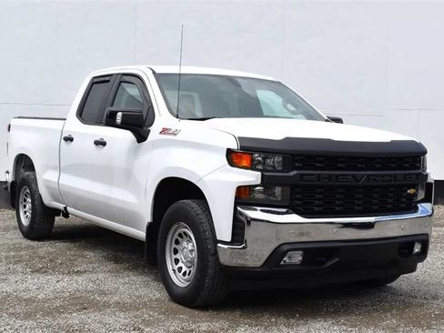Used 2020 Chevrolet Silverado 1500 W/T w/ WT Value Package AWD/4WD image 1