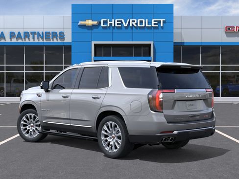 New 2026 GMC Yukon Denali w/ Denali Reserve Package RWD image 4