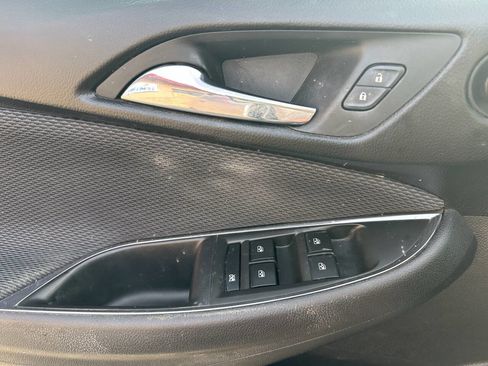 Used 2016 Chevrolet Cruze LT w/ Convenience Package image 13