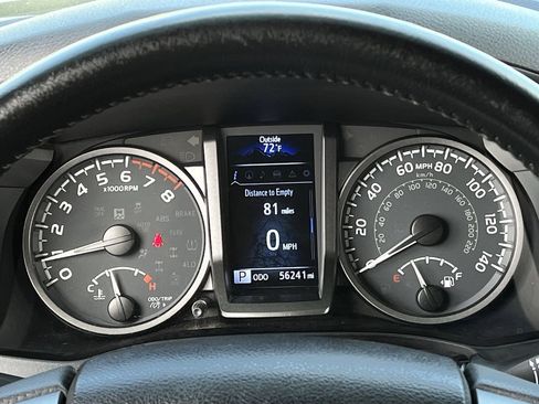 Used 2021 Toyota Tacoma TRD Off-Road w/ Technology Package image 13