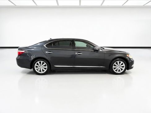 Used 2009 Lexus LS 460 L w/ Preferred Accessory Pkg RWD image 26