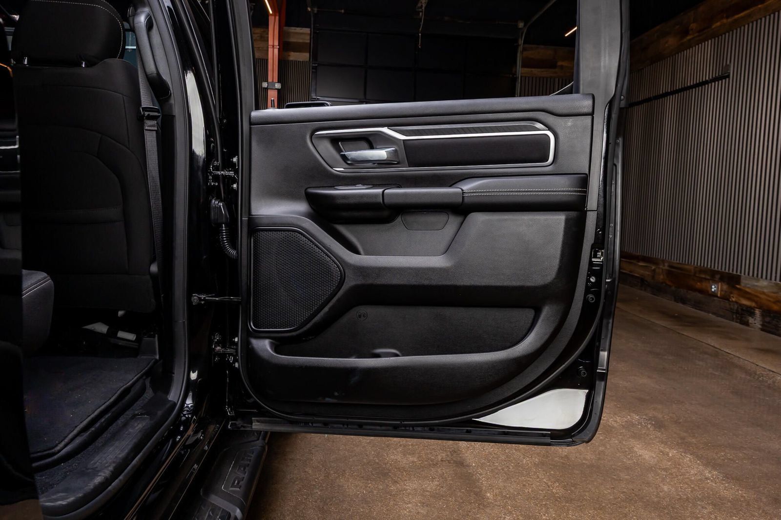 Used 2025 RAM 1500 Big Horn AWD/4WD image 46