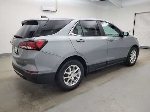 Used 2024 Chevrolet Equinox LT FWD image 10