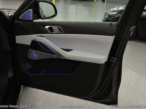 Used 2024 BMW X6 M60i w/ Dynamic Handling Package image 41