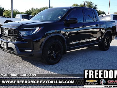 Used 2023 Honda Ridgeline Black Edition image 3