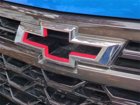 Certified 2022 Chevrolet Silverado 1500 ZR2 w/ Technology Package image 32