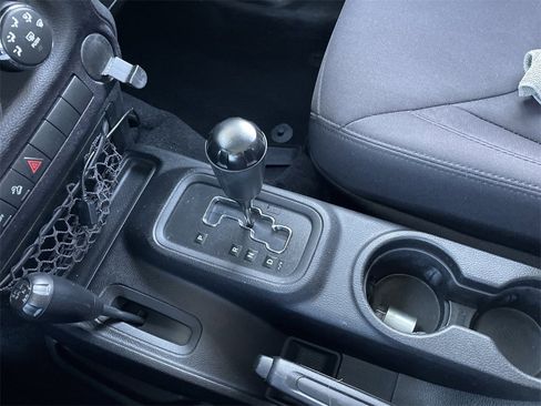 Used 2014 Jeep Wrangler Sport image 20