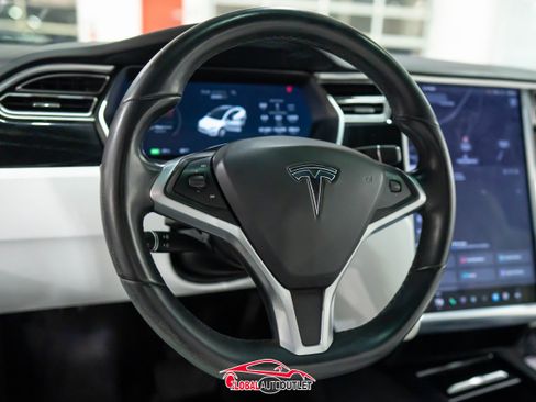 Used 2017 Tesla Model X 100D image 21