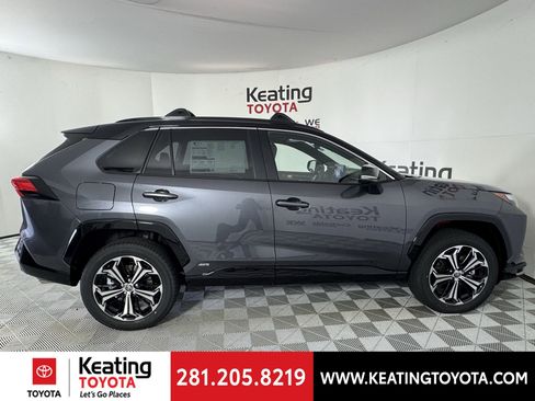 New 2025 Toyota RAV4 XSE image 4