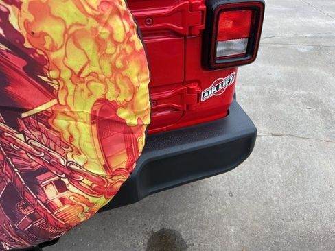 Used 2019 Jeep Wrangler Sport w/ Quick Order Package 28S image 8