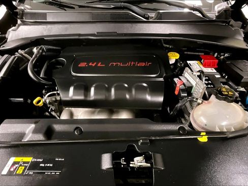 Used 2022 Jeep Compass Latitude w/ Sun and Sound Group image 29