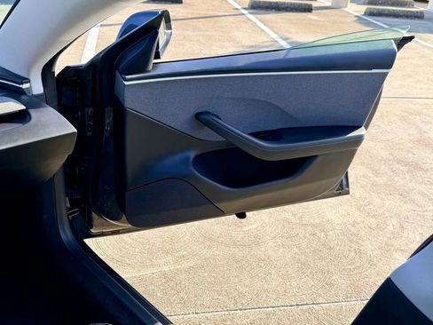 Used 2024 Tesla Model 3 Standard Range RWD image 44