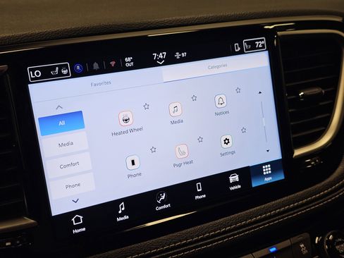 New 2026 Chrysler Pacifica Select image 32