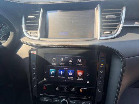 Used 2019 INFINITI QX50 Essential w/ Proactive Package AWD/4WD image 28