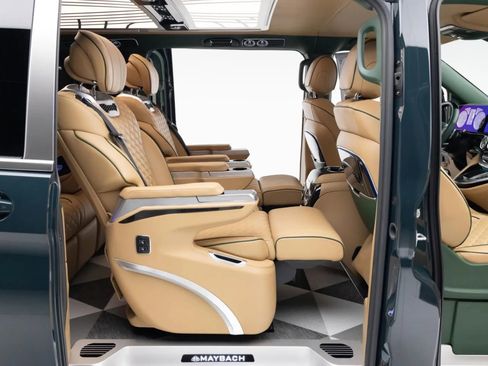 Used 2022 Mercedes-Benz Metris Passenger image 38