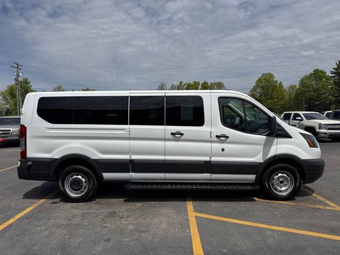 Used 2018 Ford Transit 350 XL RWD image 5