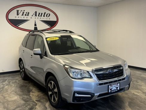 Used 2017 Subaru Forester 2.5i Premium w/ All-Weather Package AWD/4WD image 1