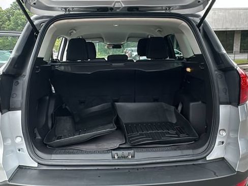 Certified 2019 Ford Escape S FWD image 18