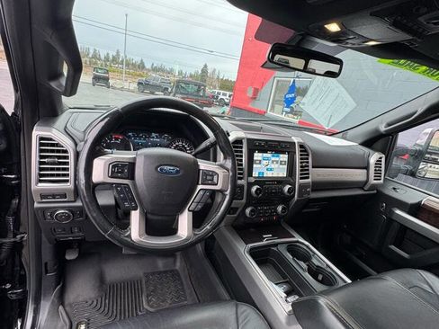 Used 2017 Ford F350 Platinum w/ Platinum Ultimate Package image 20