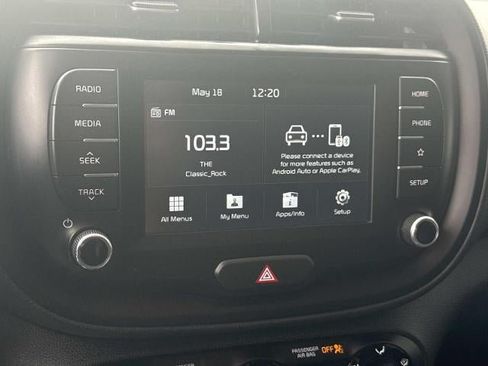 Used 2020 Kia Soul LX FWD image 17