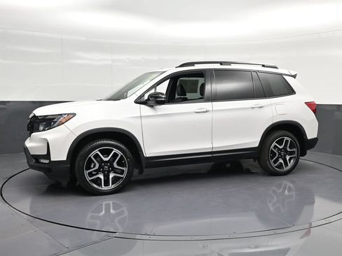 Used 2023 Honda Passport Elite image 7