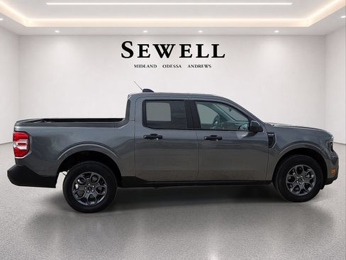Used 2025 Ford Maverick XLT w/ Equipment Group 302A AWD/4WD image 5
