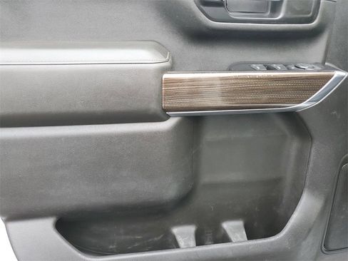 Used 2022 Chevrolet Silverado 3500 LT image 22