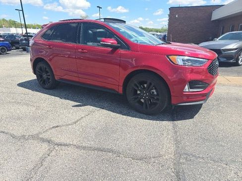 Used 2023 Ford Edge ST w/ Equipment Group 401A AWD/4WD image 3