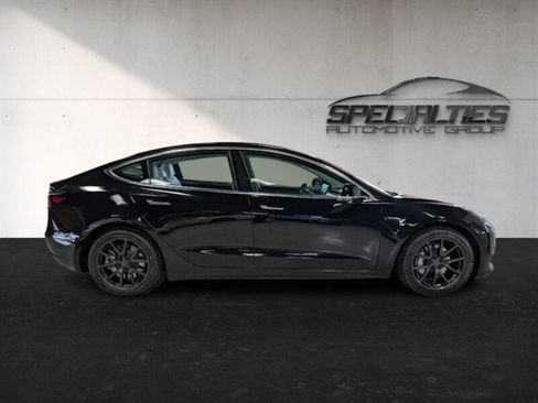 Used 2018 Tesla Model 3 Long Range image 11