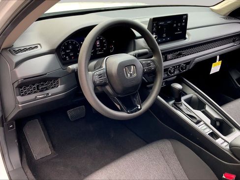 New 2026 Honda Accord LX image 9