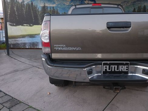 Used 2011 Toyota Tacoma PreRunner w/ SR5 Pkg #2 image 30