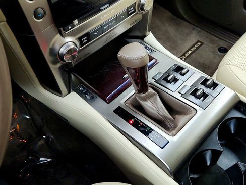 Used 2014 Lexus GX 460 Luxury w/ Driver Support Package AWD/4WD image 17