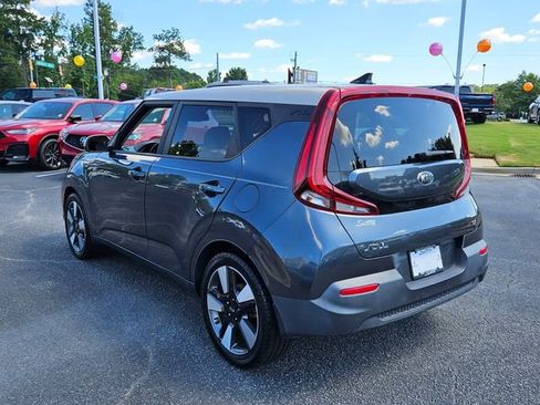 Used 2020 Kia Soul EX image 9