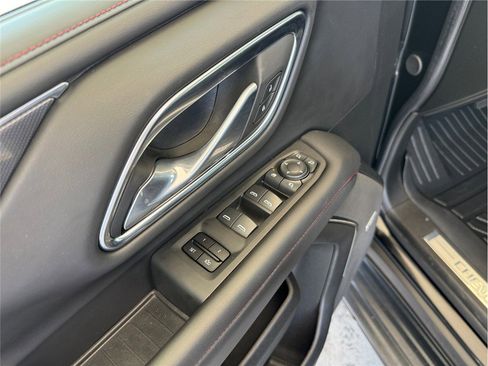 Used 2024 Chevrolet Suburban RST w/ Luxury Package RWD image 16