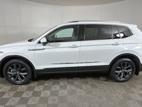 Used 2022 Volkswagen Tiguan SE AWD/4WD image 5