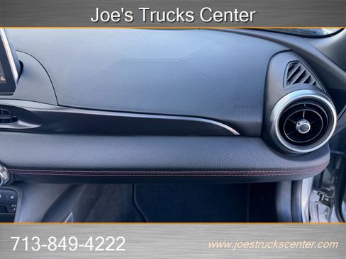 Used 2017 FIAT 124 Spider Abarth image 40