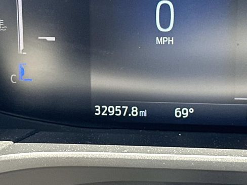 Used 2025 Ford Escape ST-Line Select AWD/4WD image 26